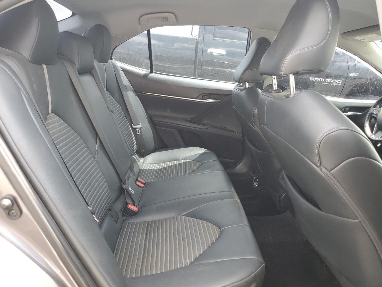 2019 Toyota Camry L VIN: 4T1B11HK7KU707010 Lot: 65037725