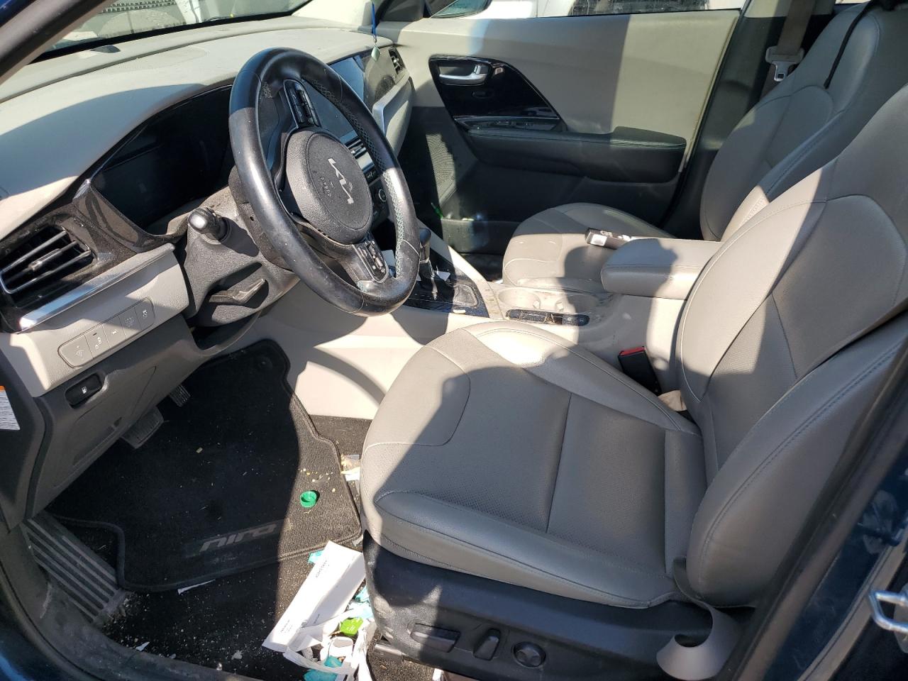 2022 Kia Niro Touring Special Edition VIN: KNDCC3LC3N5522028 Lot: 64313225