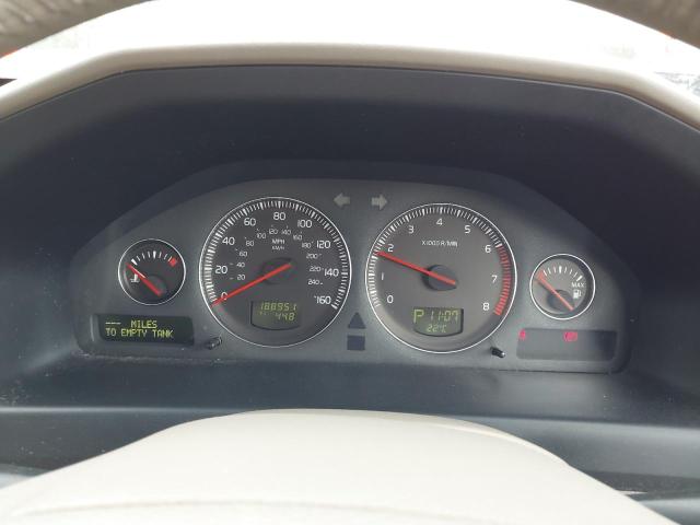 2005 VOLVO V70 SE (17