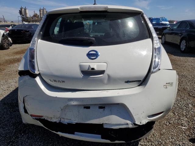 NISSAN LEAF 2015 Biały