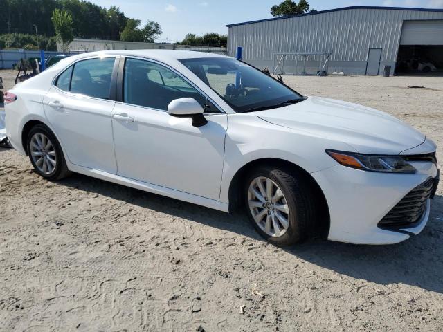  TOYOTA CAMRY 2020 Biały