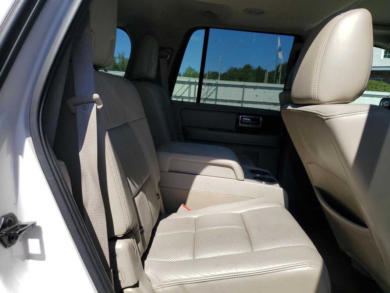 5lmjj2j5xdel01514 5LMJJ2J5XDEL01514 2013 Lincoln Navigator