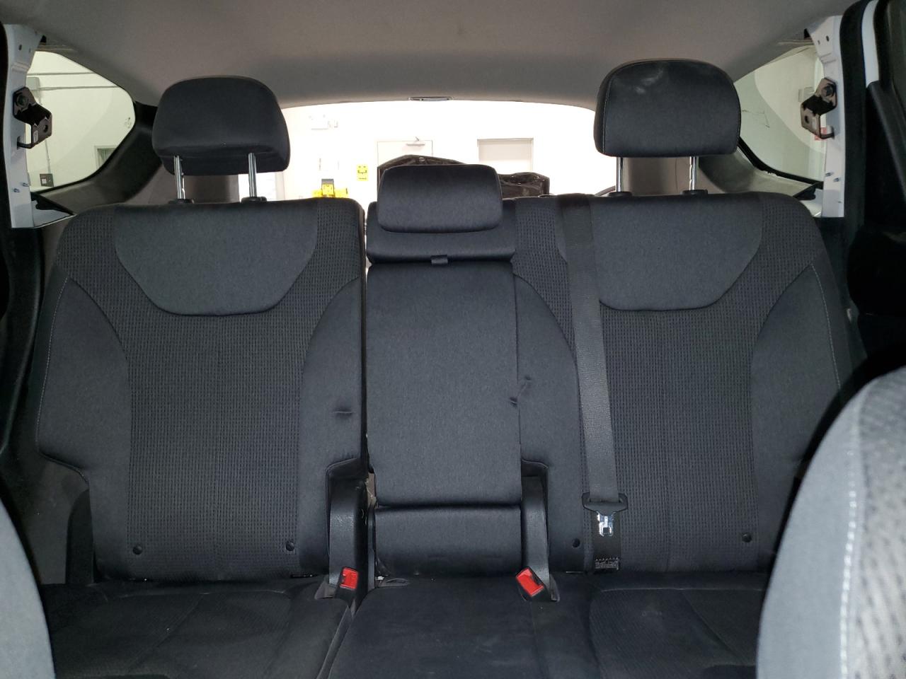 5NMS23AD4KH037724 2019 Hyundai Santa Fe Se