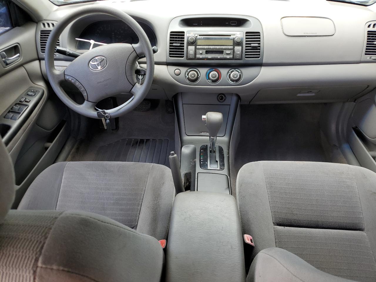 2005 Toyota Camry Le VIN: 4T1BE30K05U057758 Lot: 64972205