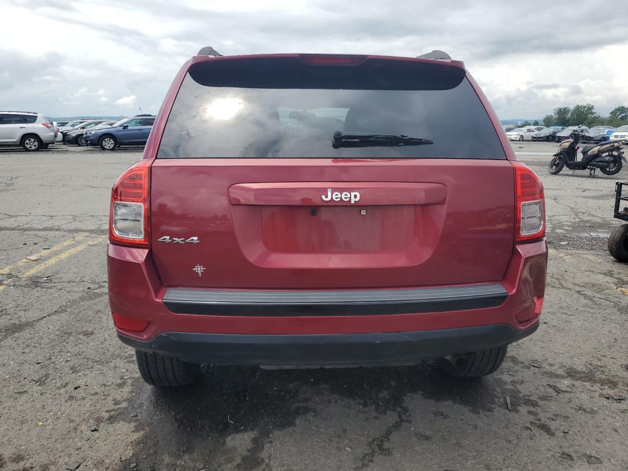 2012 Jeep Compass Latitude VIN: 1C4NJDEB3CD686102 Lot: 63736245
