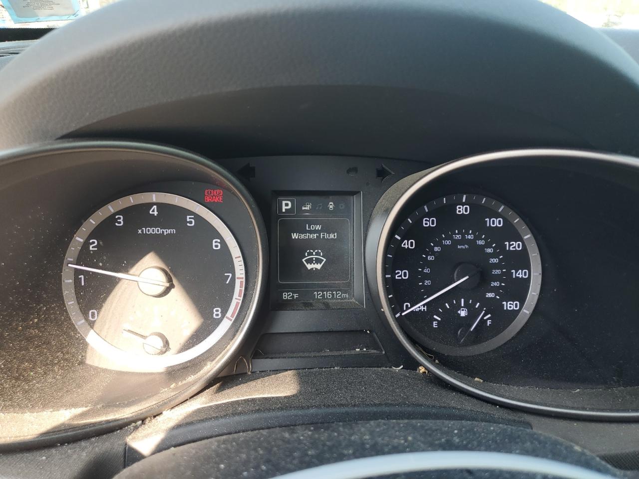 2017 Hyundai Santa Fe Se VIN: KM8SMDHF0HU231753 Lot: 64650485