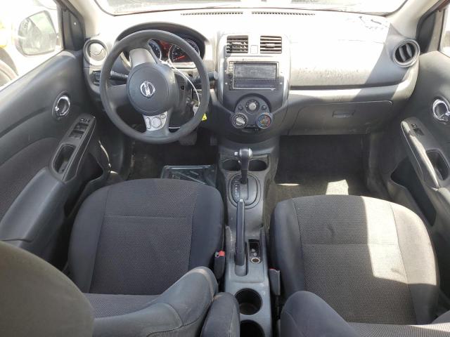  NISSAN VERSA 2013 Czerwony