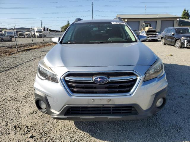  SUBARU OUTBACK 2019 Серебристый