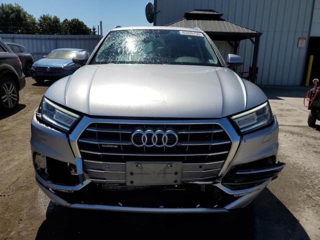 AUDI Q5 2018 Srebrny