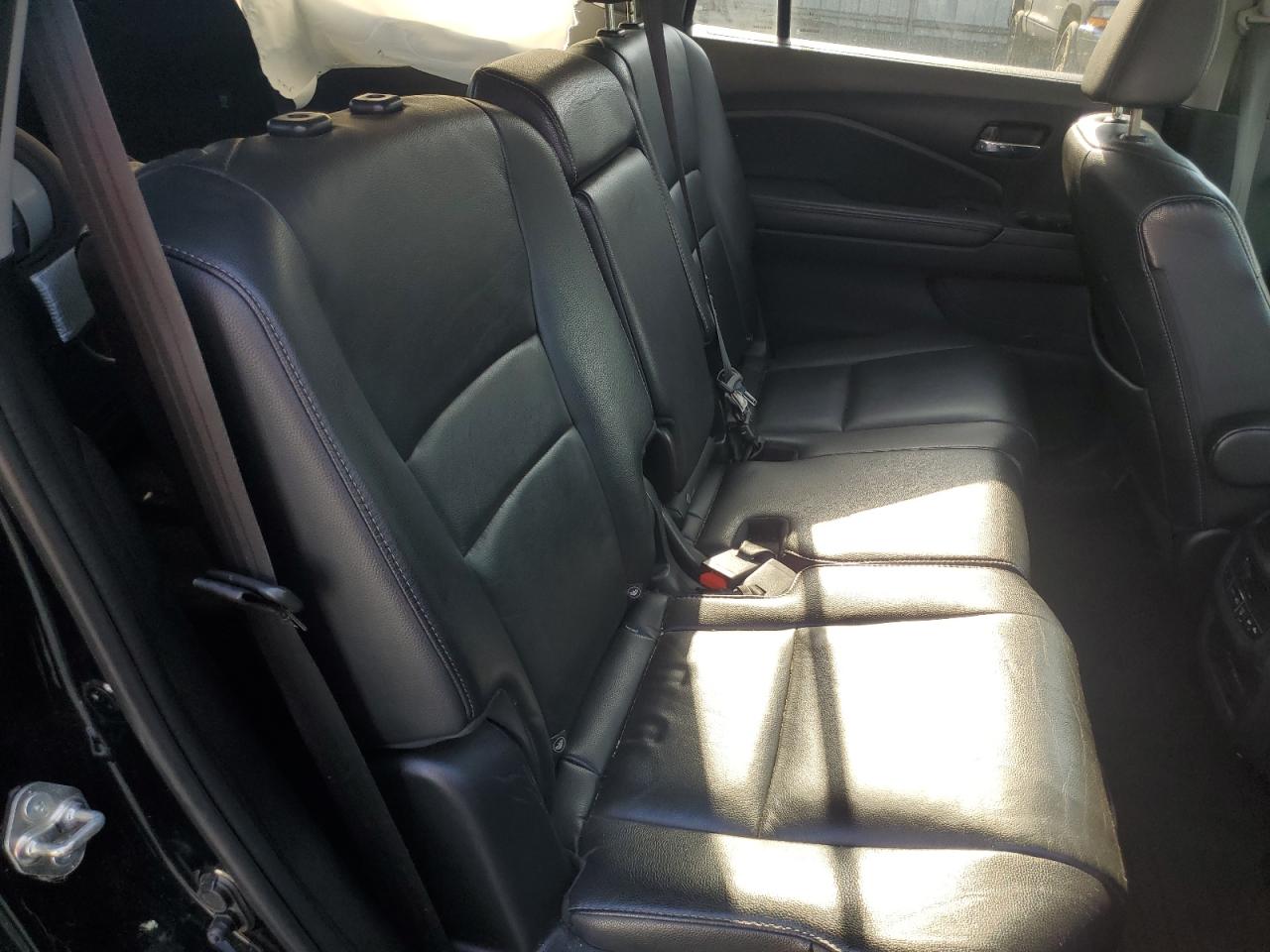 2018 Honda Pilot Exl VIN: 5FNYF5H57JB008209 Lot: 65499555
