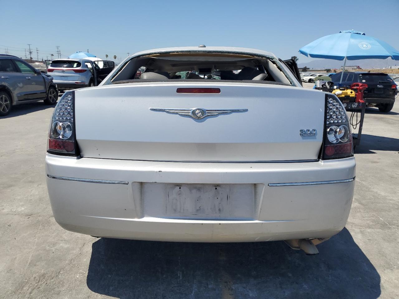 2010 Chrysler 300 Touring VIN: 2C3CA5CV2AH211197 Lot: 66504715