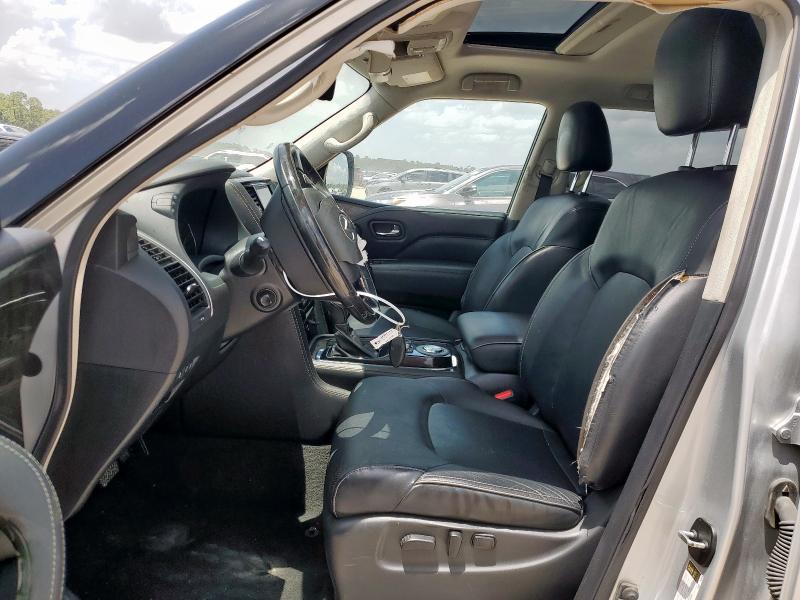  INFINITI QX80 2020 Srebrny