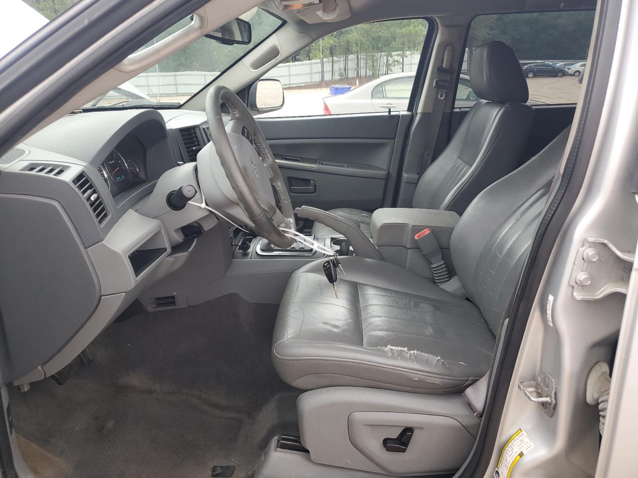 2007 Jeep Grand Cherokee Laredo VIN: 1J8GR48K97C675414 Lot: 64250255