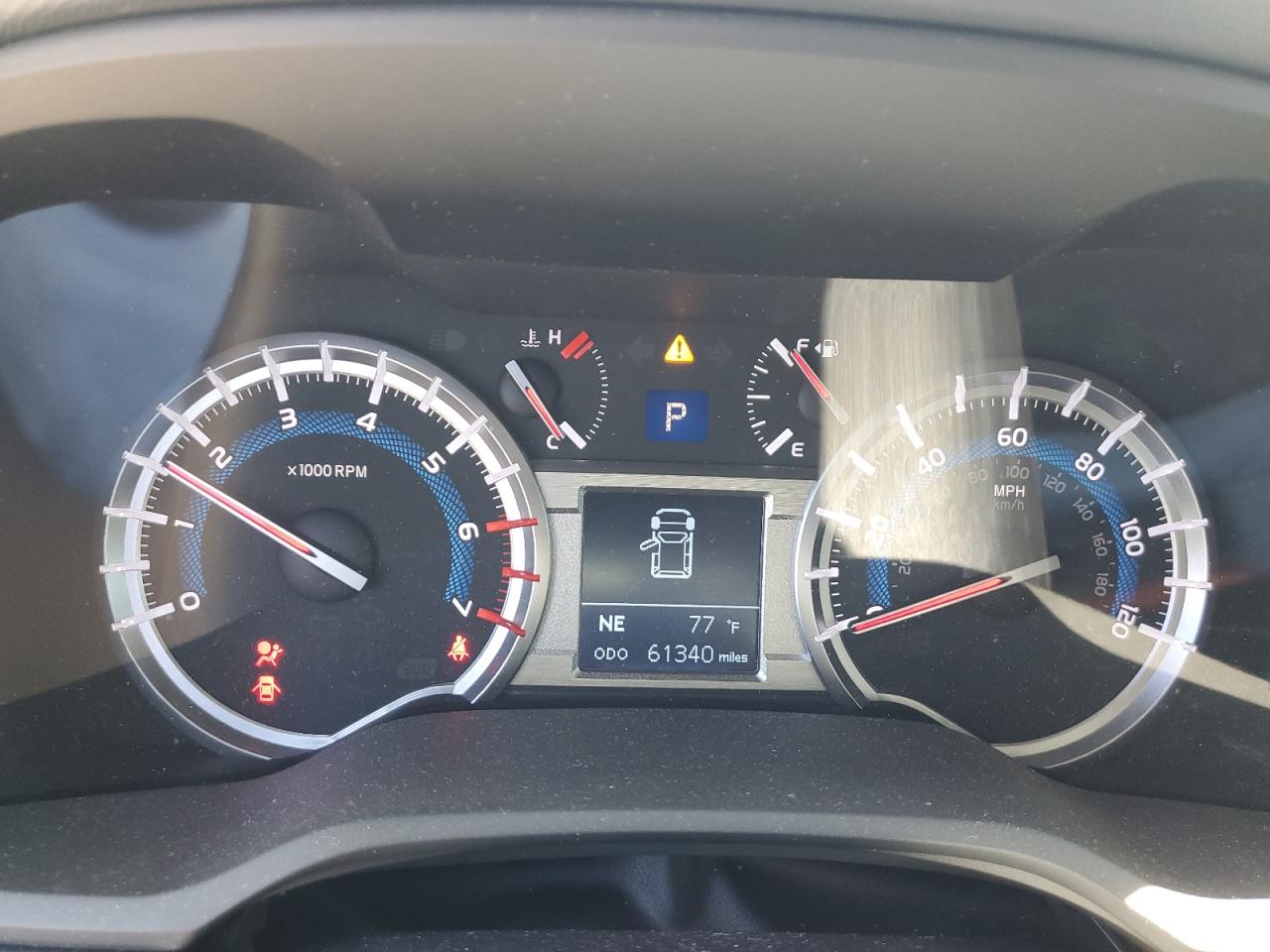 2018 Toyota 4Runner Sr5/Sr5 Premium VIN: JTEBU5JRXJ5551527 Lot: 63147035