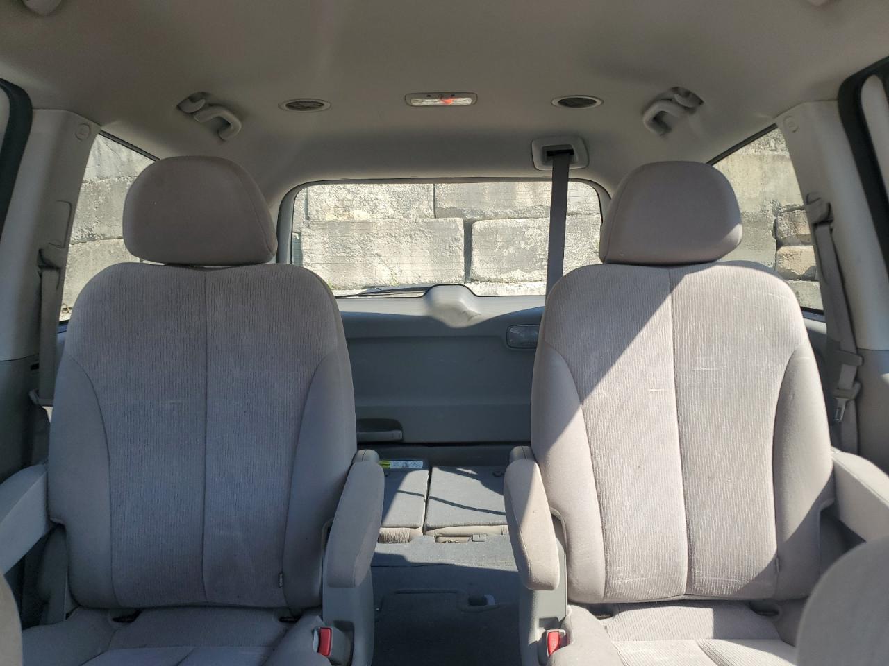 2011 Kia Sedona Lx VIN: KNDMG4C78B6378371 Lot: 65243495