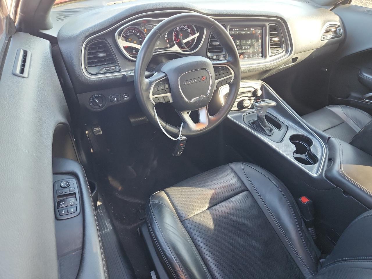 2018 Dodge Challenger Sxt VIN: 2C3CDZAG1JH305753 Lot: 65707635