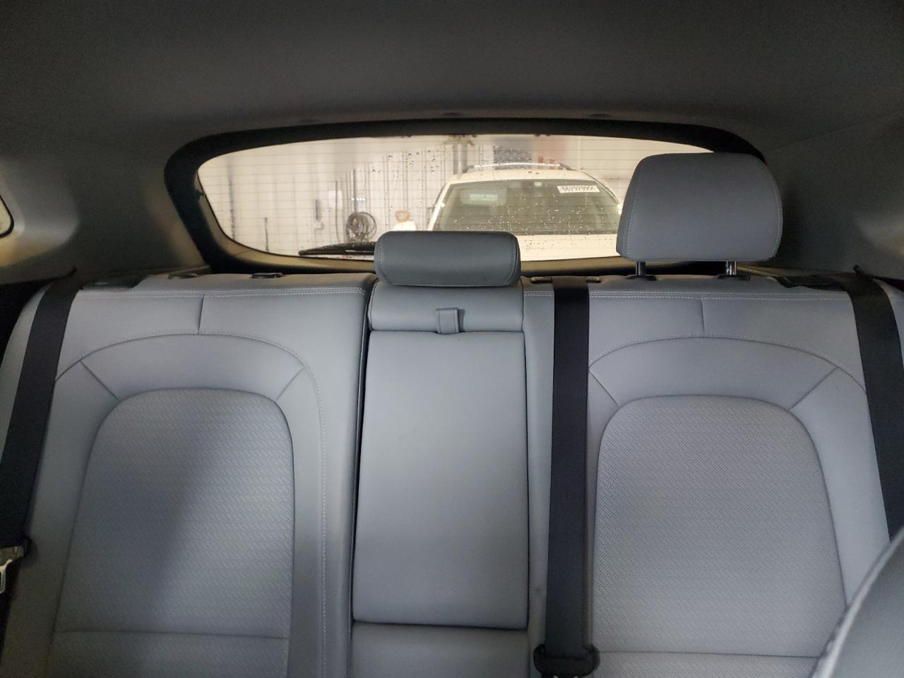 km8k5ca55ju093268 KM8K5CA55JU093268 2018 Hyundai Kona Ultimate