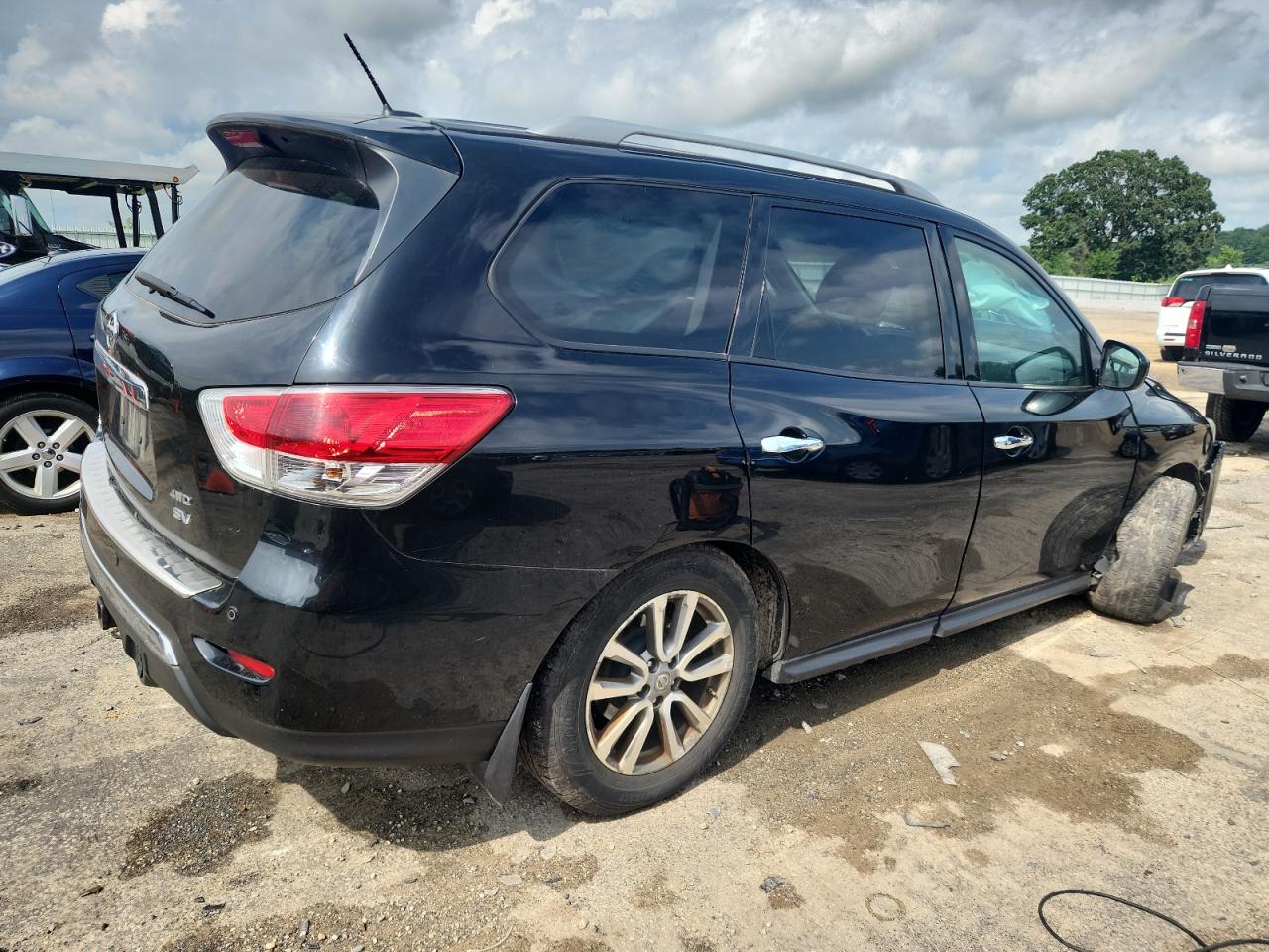 2015 Nissan Pathfinder S VIN: 5N1AR2MM6FC609177 Lot: 64648065