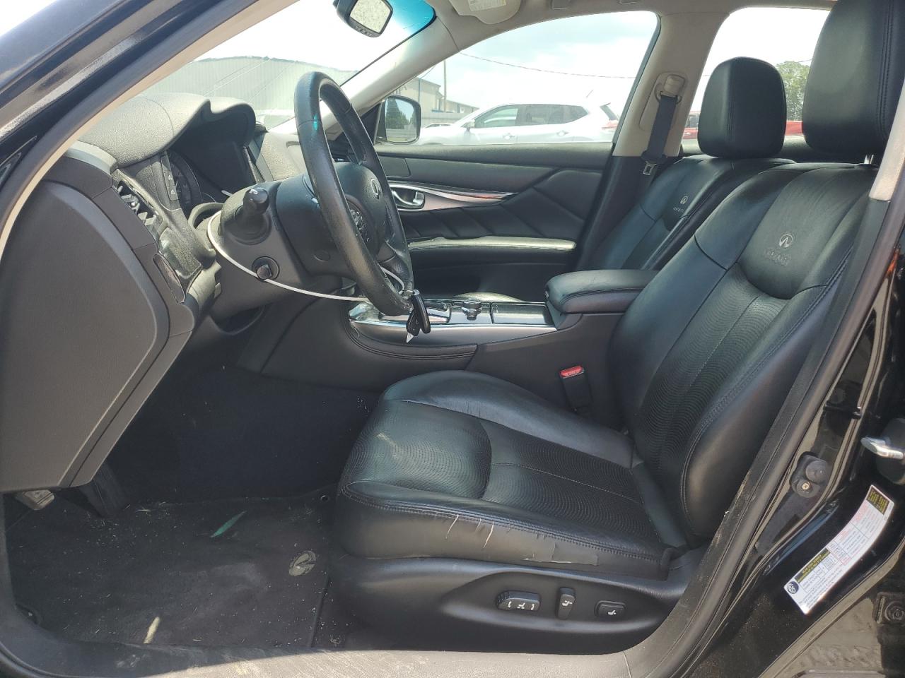 2011 Infiniti M56 X VIN: JN1AY1AR8BM570374 Lot: 63226195