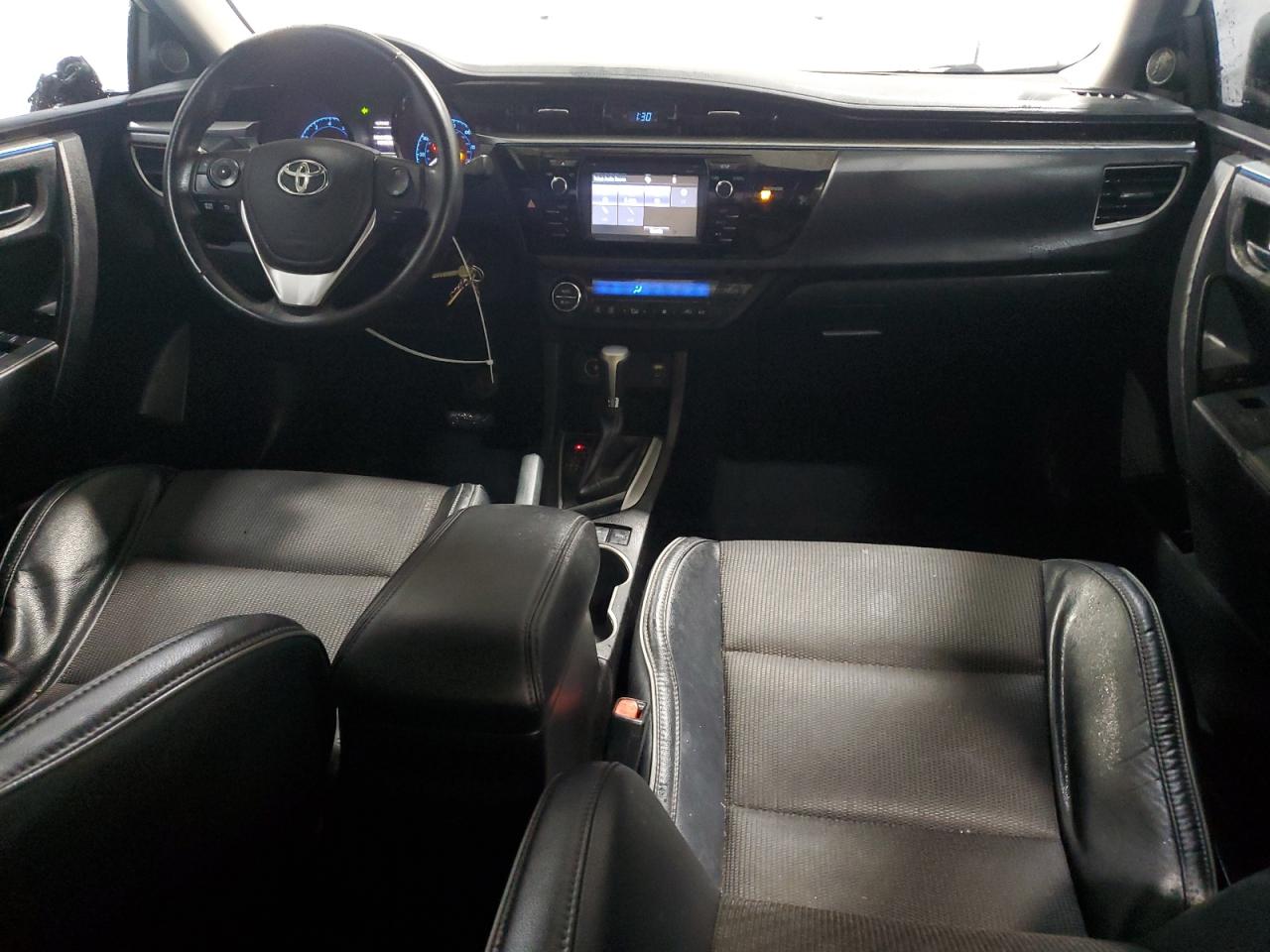 2015 Toyota Corolla L VIN: 5YFBURHE6FP304935 Lot: 62856545