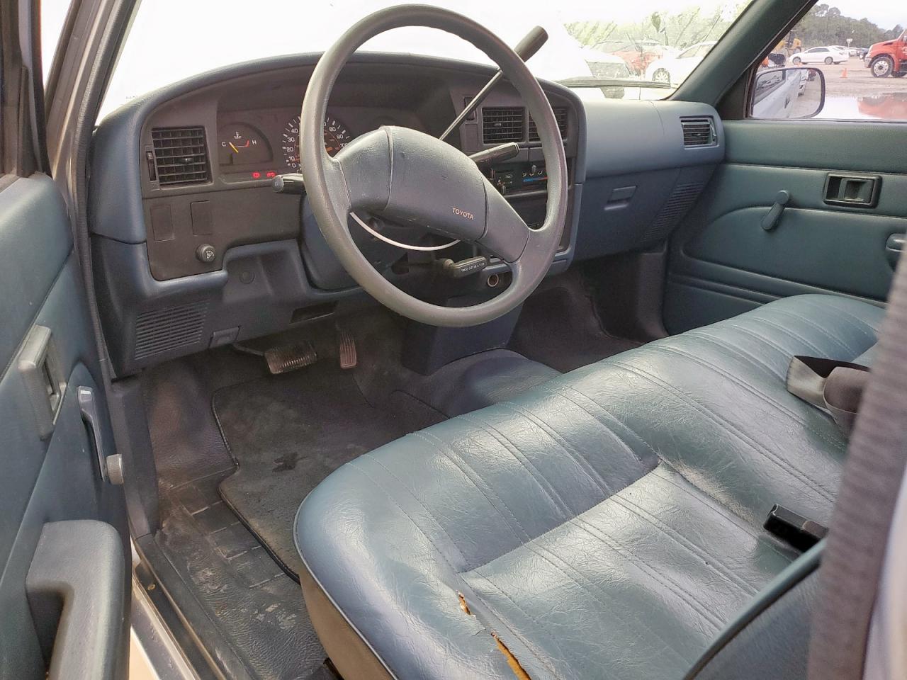 1991 Toyota Pickup 1/2 Ton Short Wheelbase Dlx VIN: JT4RN81P1M5095583 Lot: 64683605