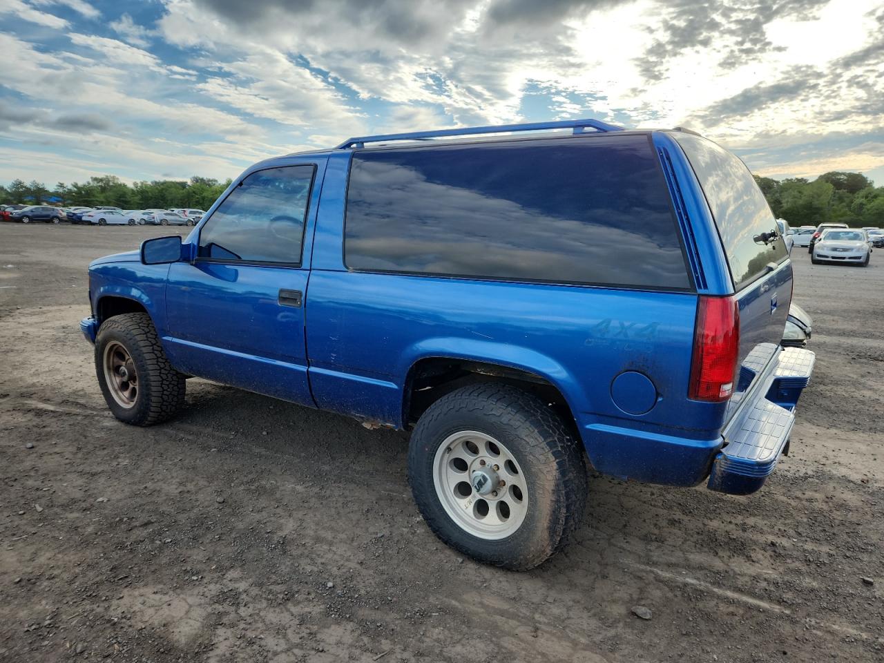 1997 Chevrolet Tahoe K1500 VIN: 3GNEK18R8VG143166 Lot: 65406615