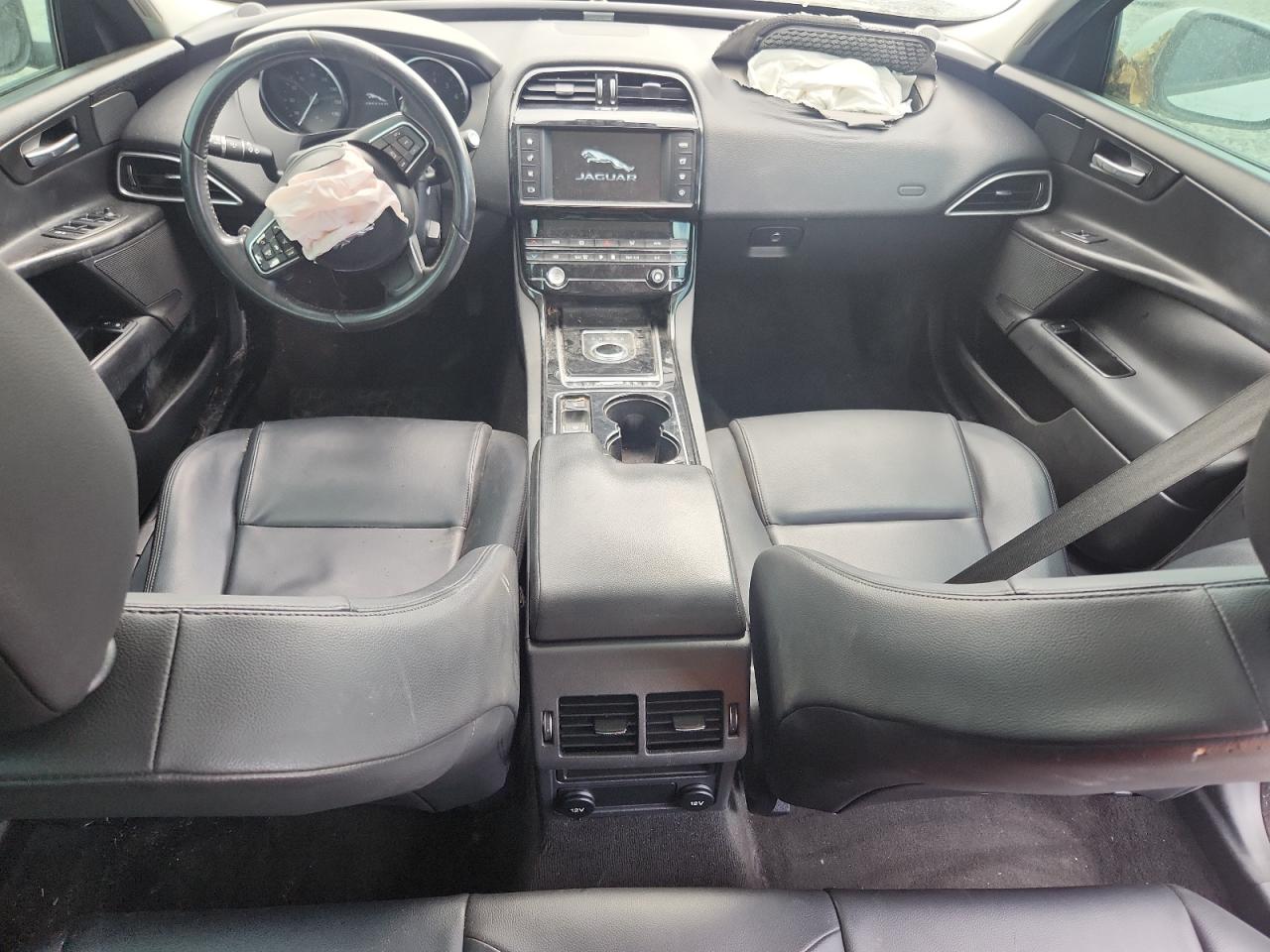 2017 Jaguar Xe VIN: SAJAR4BG8HA977888 Lot: 63186885