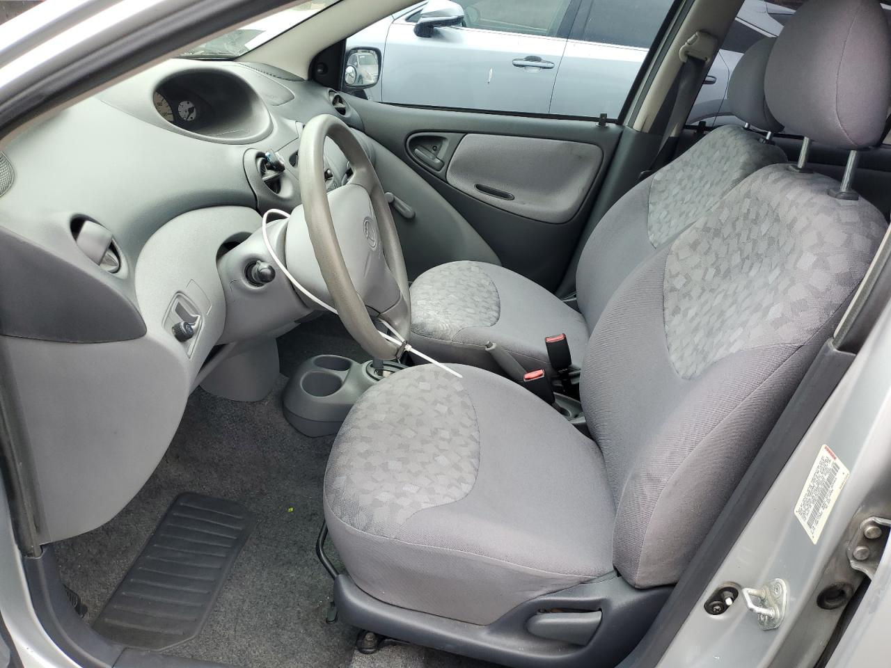 2000 Toyota Echo VIN: JTDBT1239Y0076647 Lot: 65616395