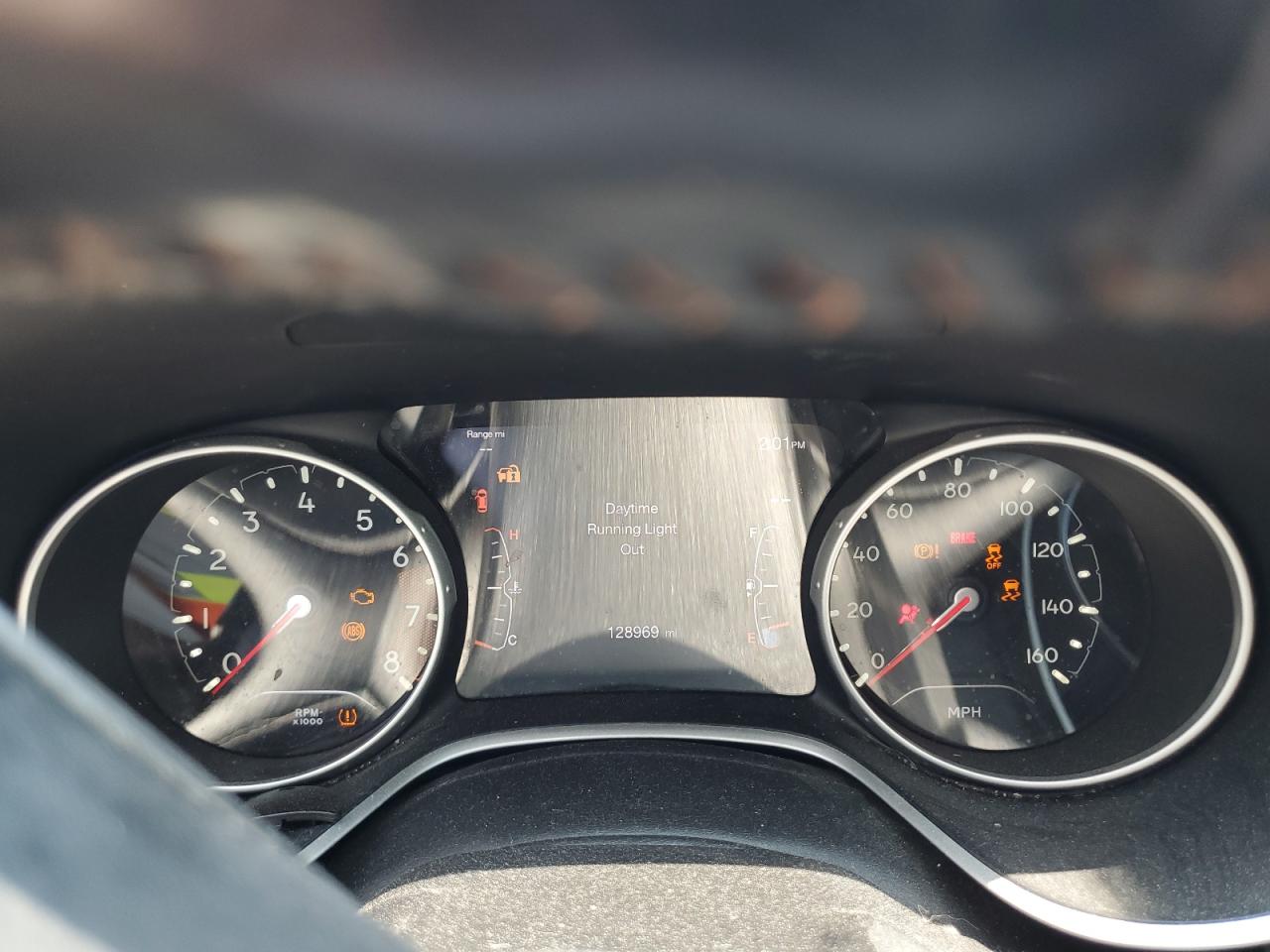 2018 Jeep Compass Latitude VIN: 3C4NJDBB4JT112734 Lot: 64618255