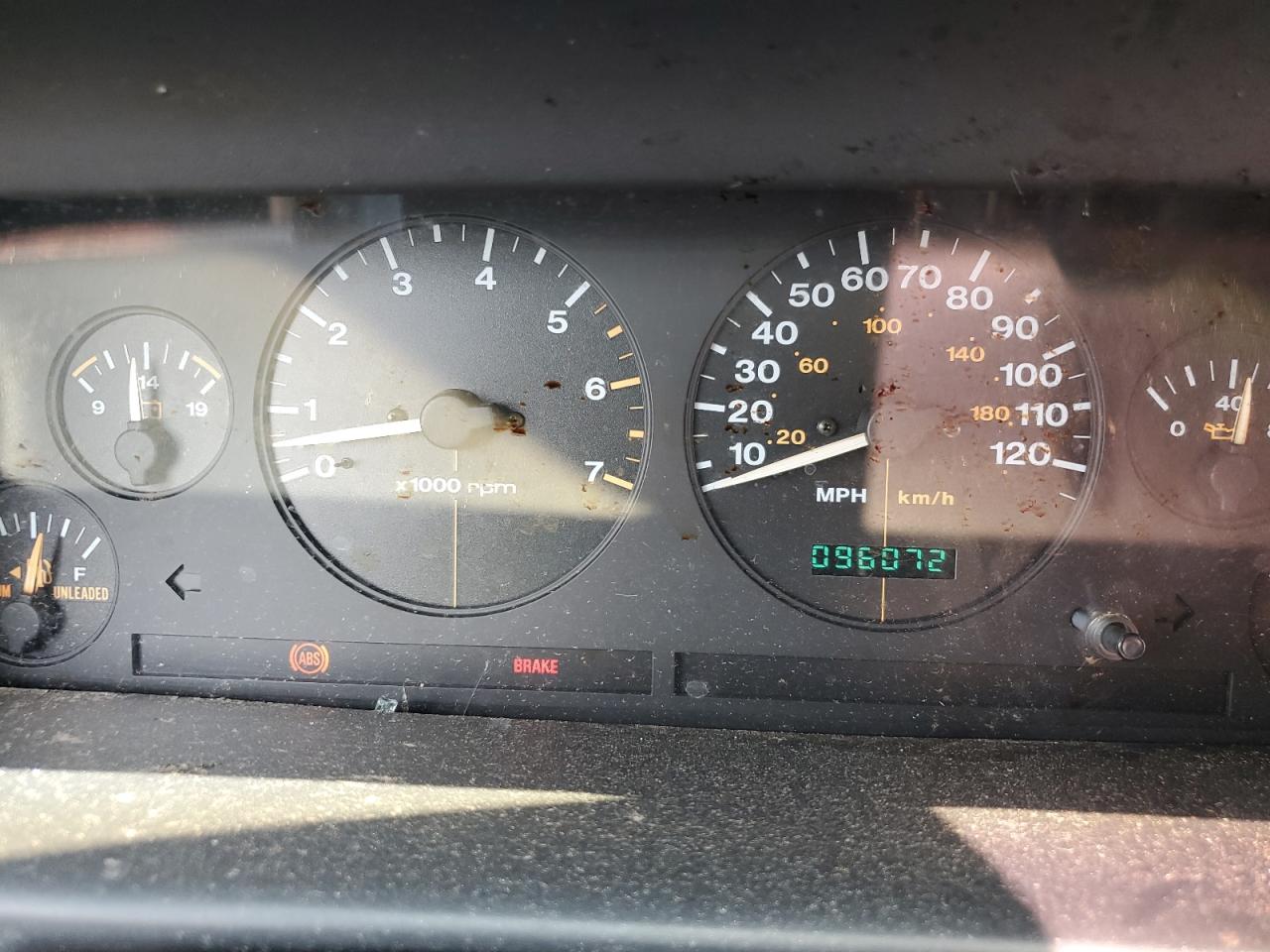 1998 Jeep Grand Cherokee Limited 5.9L VIN: 1J4GZ88Z4WC218708 Lot: 63678395