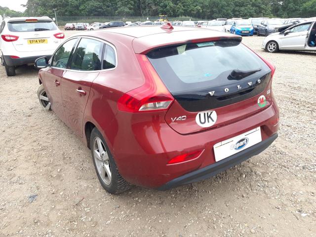 2014 VOLVO V40 SE D2