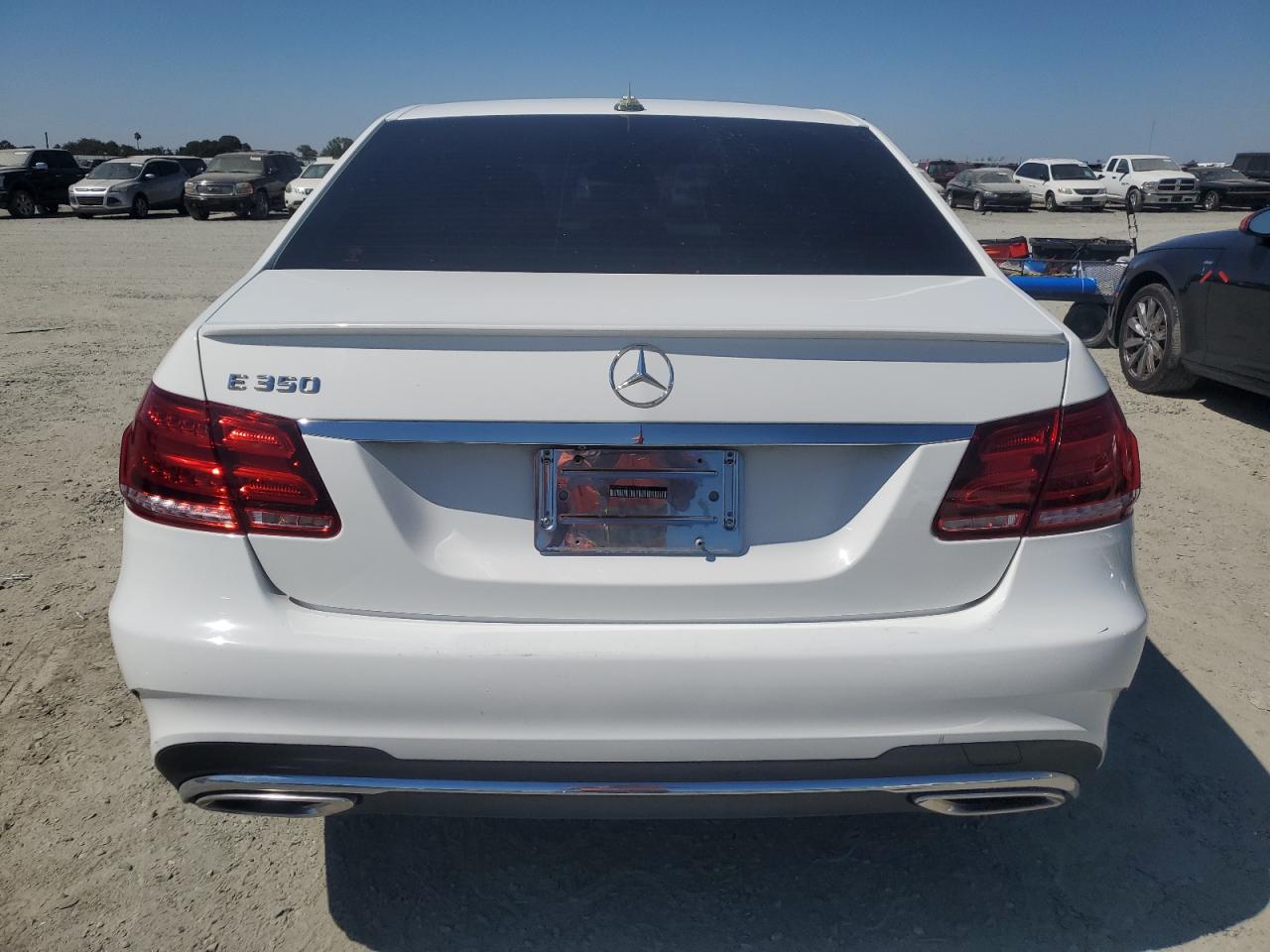 2015 Mercedes-Benz E 350 VIN: WDDHF5KB1FB106120 Lot: 65053485