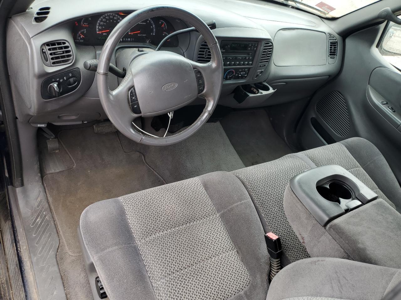 2002 Ford F150 VIN: 1FTRX18L02NA96421 Lot: 64867095