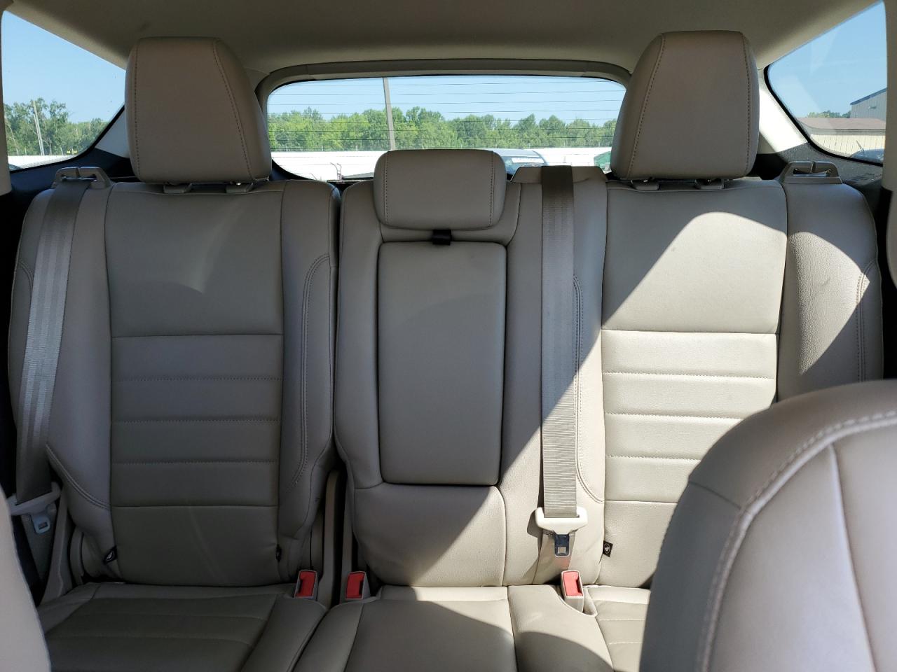 1FMCU0J93FUA58325 2015 Ford Escape Titanium