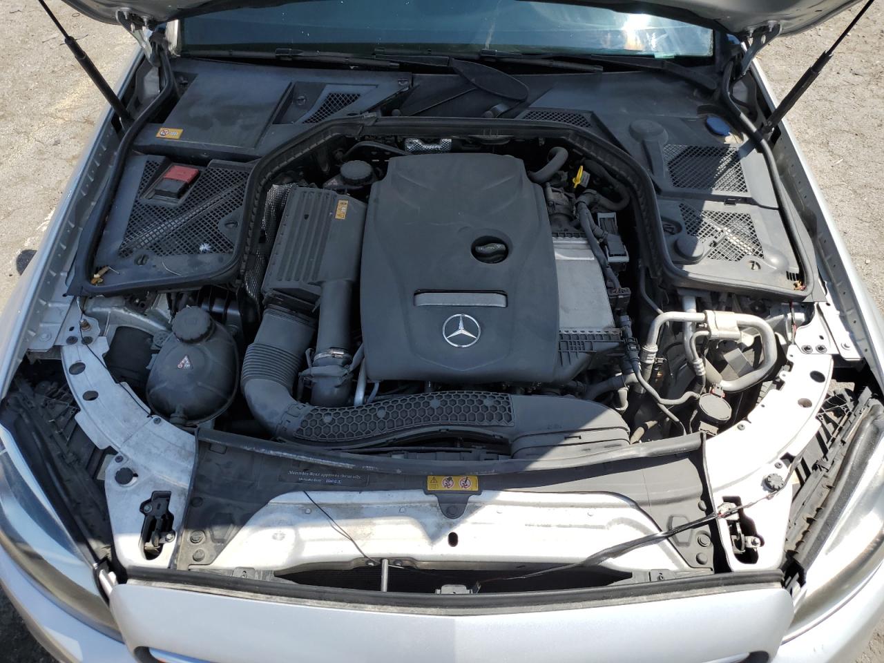 2015 Mercedes-Benz C 300 VIN: 55SWF4JB7FU075450 Lot: 65291965