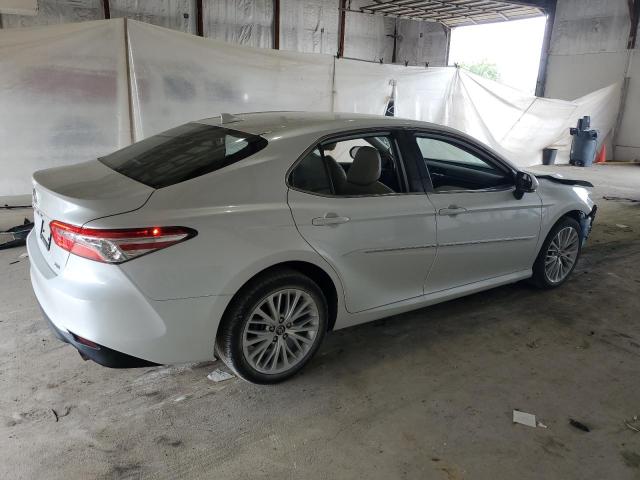  TOYOTA CAMRY 2020 Biały