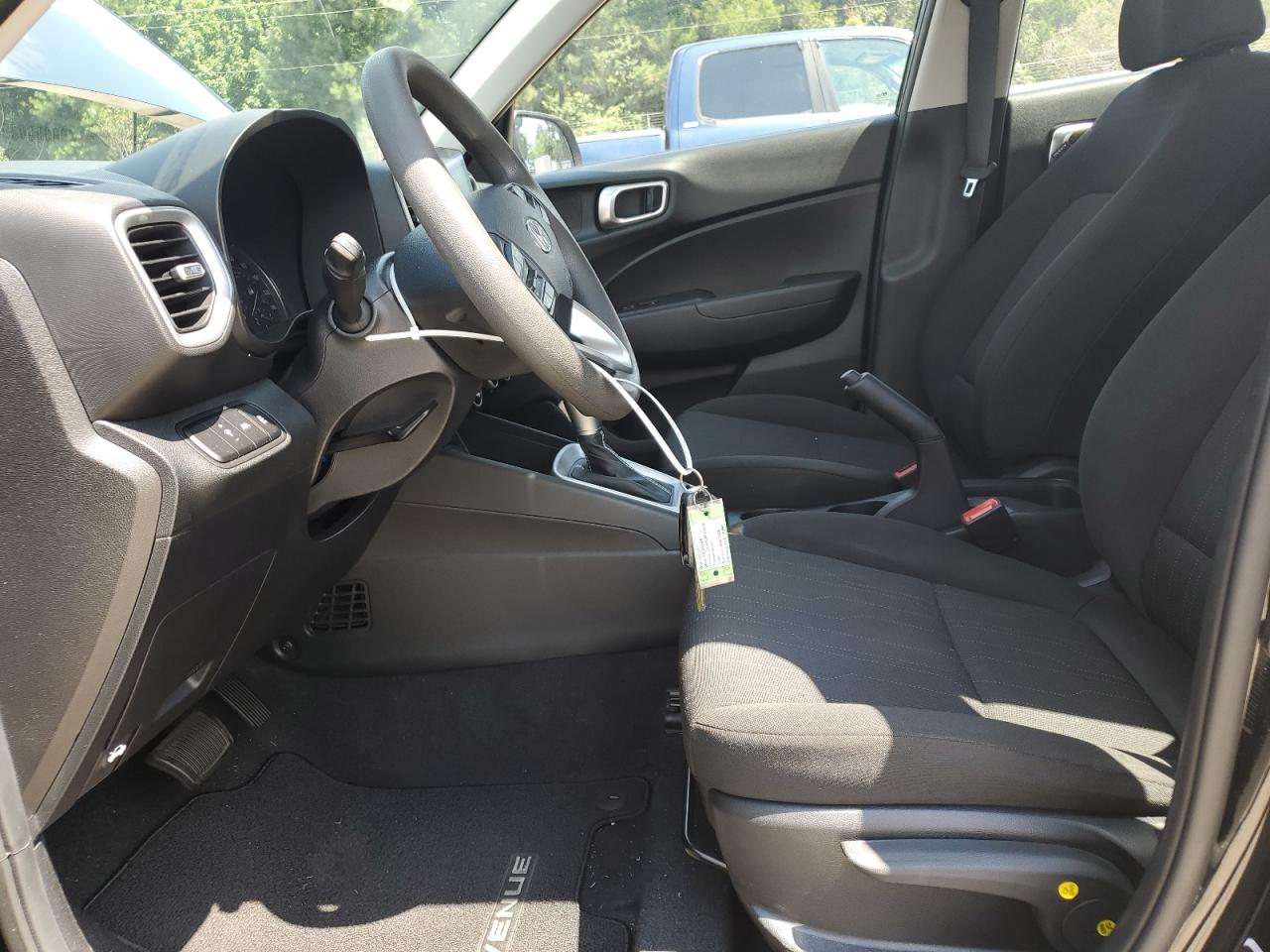 2022 Hyundai Venue Se VIN: KMHRB8A36NU163854 Lot: 63194795