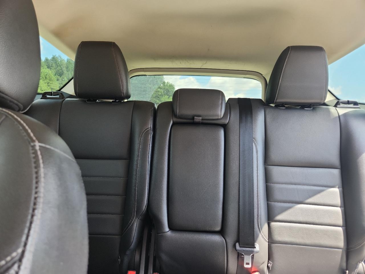 1FMCU0J92EUD29194 2014 Ford Escape Titanium