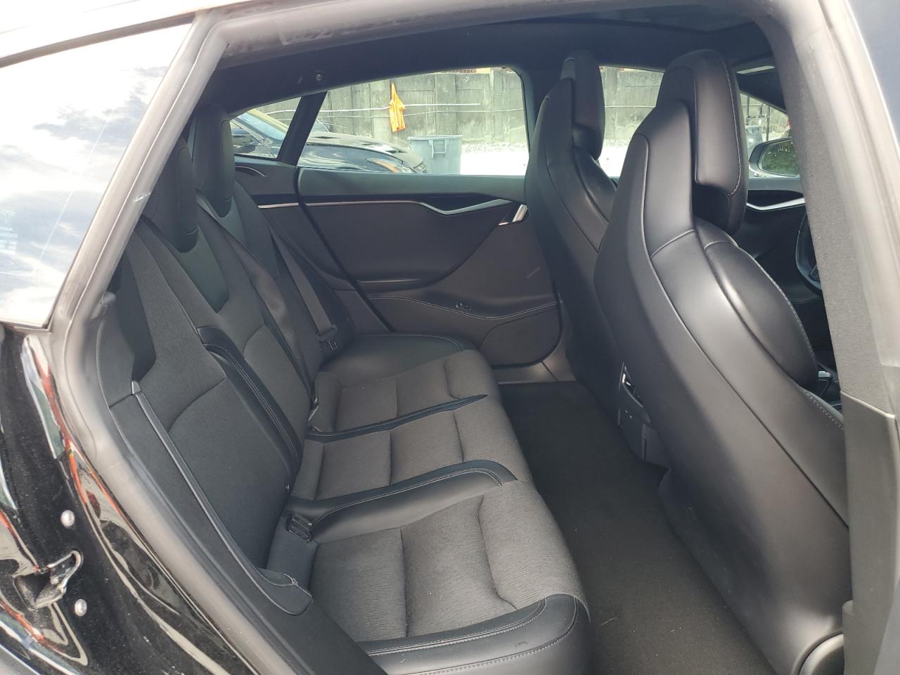 2018 Tesla Model S VIN: 5YJSA1E25JF288025 Lot: 64735035