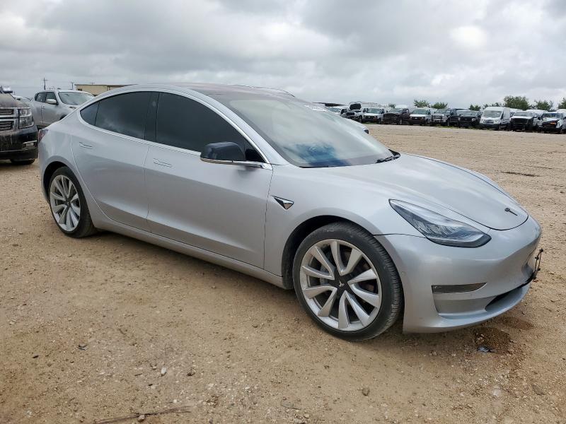  TESLA MODEL 3 2018 Srebrny