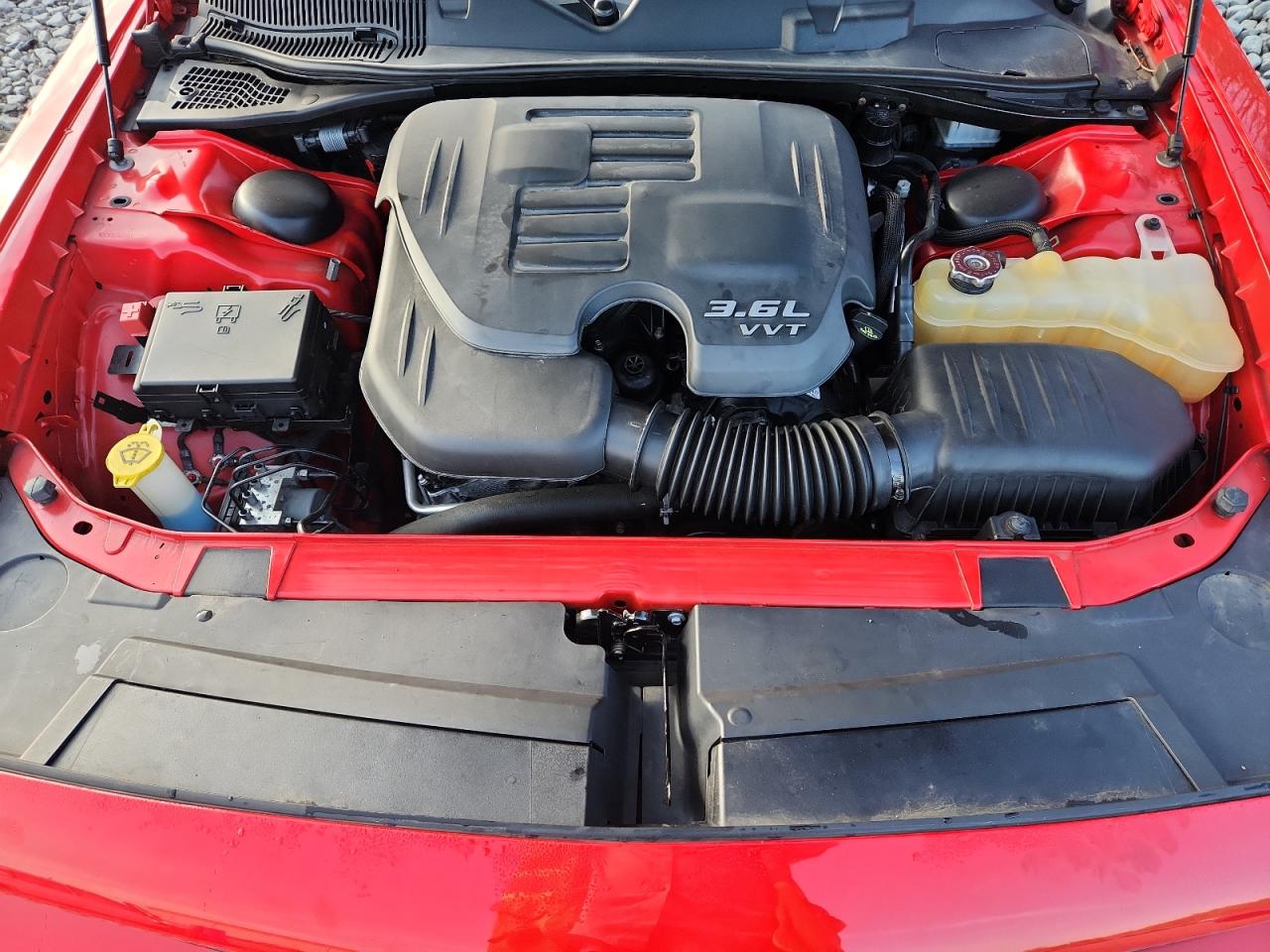 2018 Dodge Challenger Sxt VIN: 2C3CDZAG1JH305753 Lot: 65707635