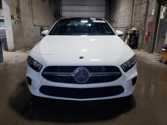  MERCEDES-BENZ A-CLASS 2019 Biały