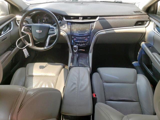 Sedans CADILLAC XTS 2017 Srebrny