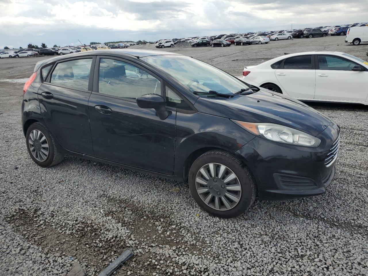 3FADP4TJXGM171571 2016 Ford Fiesta S
