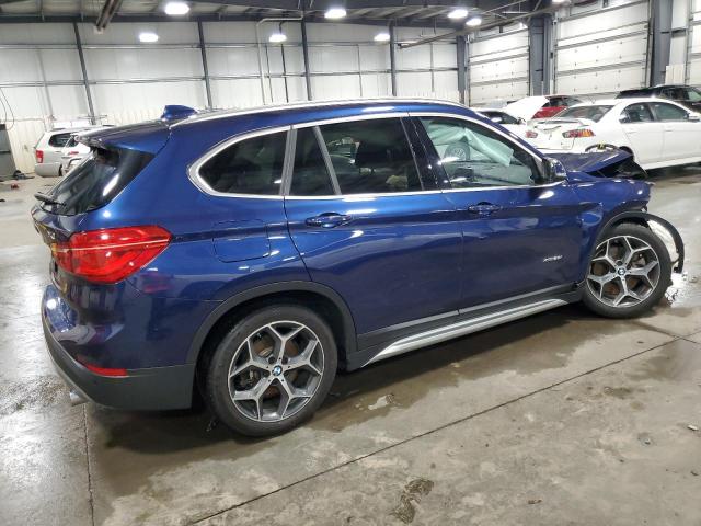  BMW X1 2016 Синий