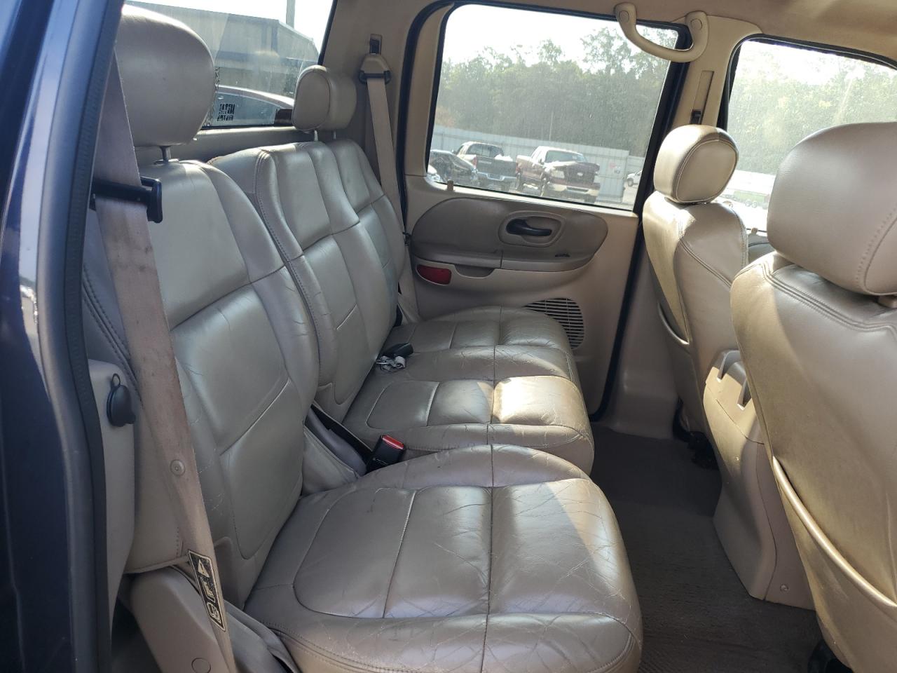 1FTRW07L61KA24718 2001 Ford F150 Supercrew