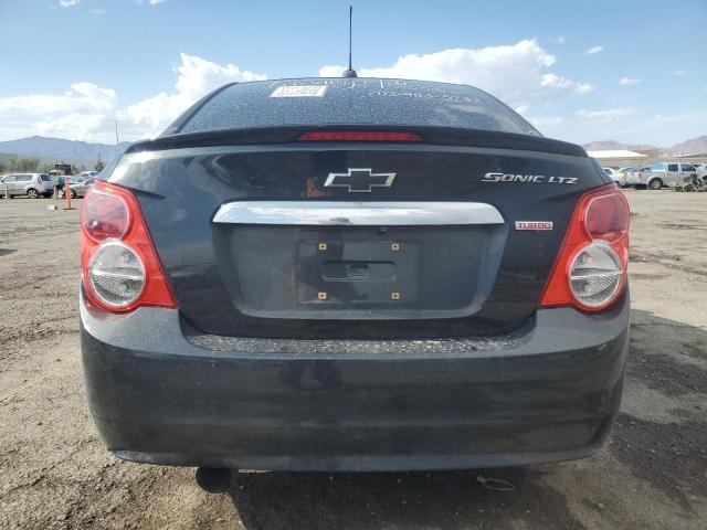 Sedans CHEVROLET SONIC 2015 Czarny