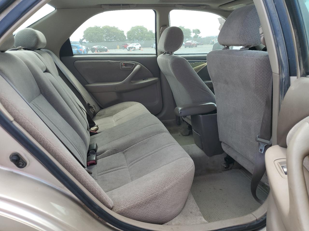 2000 Toyota Camry Ce VIN: JT2BG22K1Y0432969 Lot: 64050305