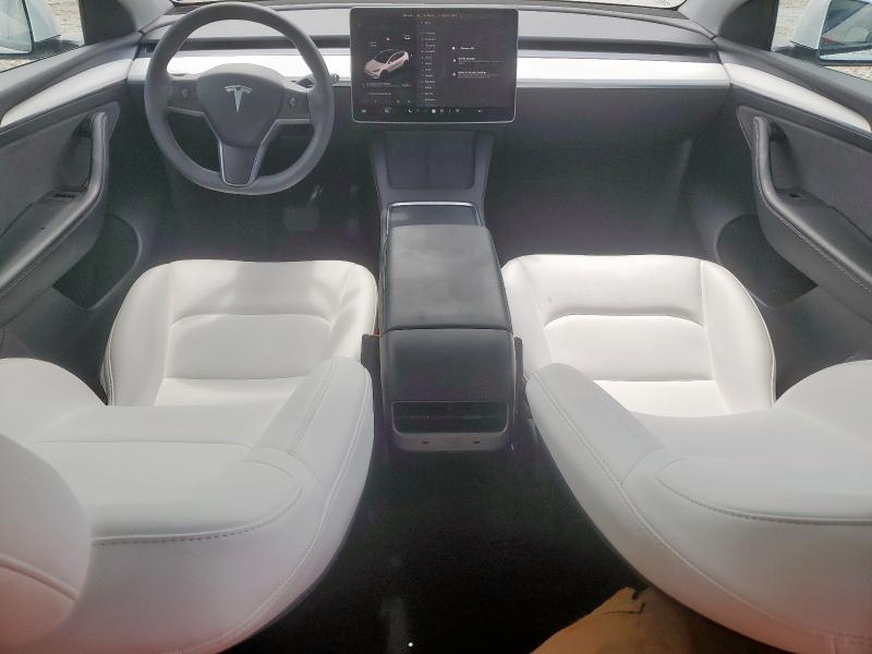  TESLA MODEL Y 2024 Biały