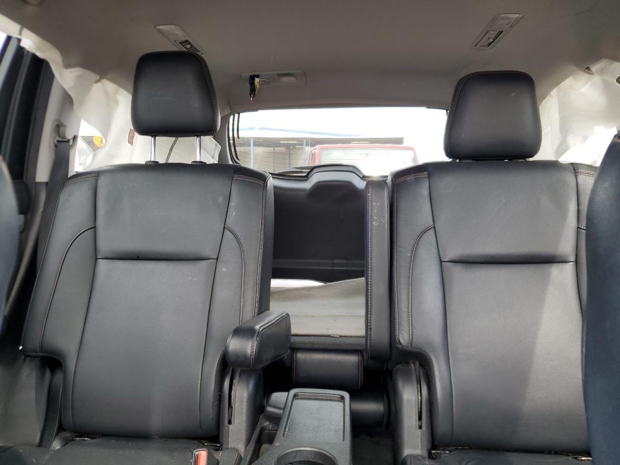 2018 Toyota Highlander Se VIN: 5TDJZRFH2JS487633 Lot: 64332955